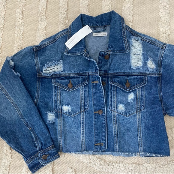 VICI Cropped Distressed Denim Jacket - Picture 3 of 6
